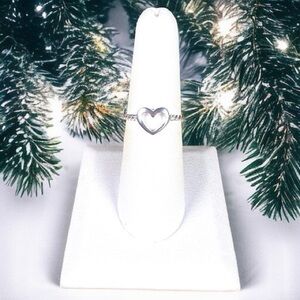 Heart Ring .925 Sterling Silver